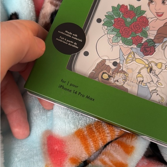 kate spade White Protective Case for MagSafe - Picture 2 of 2